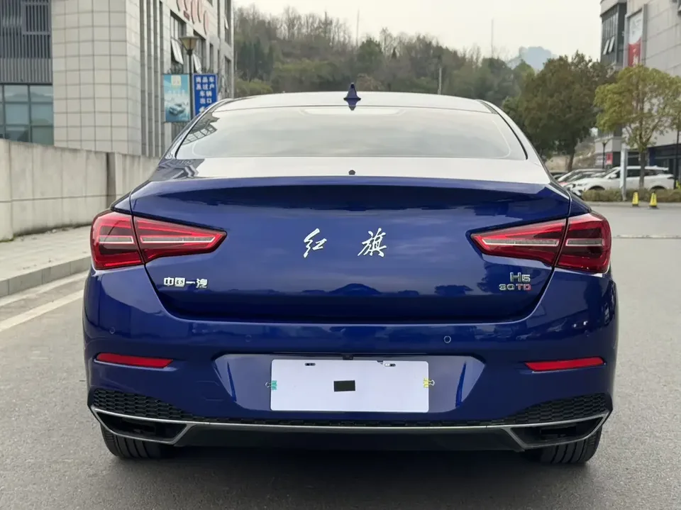 Hongqi H5 classic Hongqi H5 classic 2022 1.5T DCT Flagship Edition 2022 — thumbnail 2