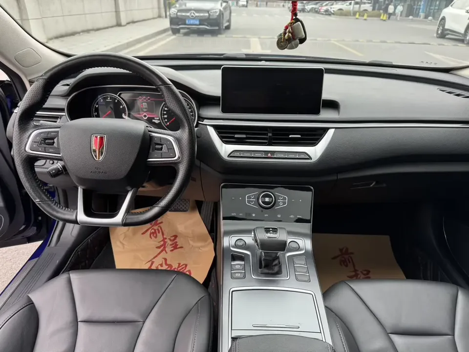 Hongqi H5 classic Hongqi H5 classic 2022 1.5T DCT Flagship Edition 2022 — thumbnail 3