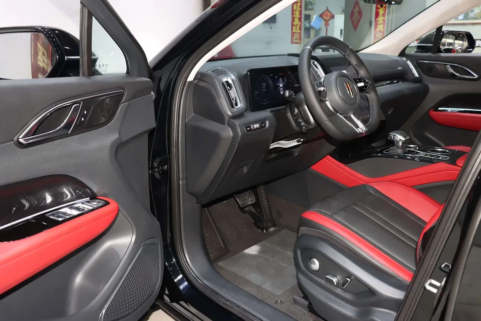 Hongqi HS3 Hongqi HS3 2024 1.5T Shanwei Edition 2025 — миниатюра 5