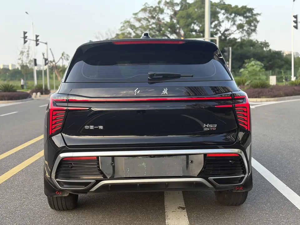 Hongqi HS3 Hongqi HS3 2023 1.5T Shanwei Edition 2023 — thumbnail 2