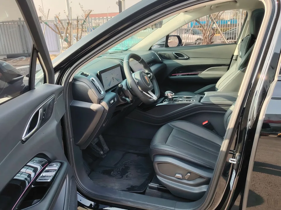 Hongqi HS3 Hongqi HS3 2024 1.5T Shanwei Edition 2025 — thumbnail 3