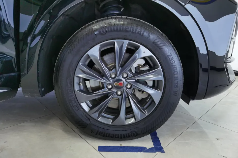 Hongqi HS5 Hongqi HS5 2023 2.0T Flagship Pro Edition 2023 — миниатюра 3