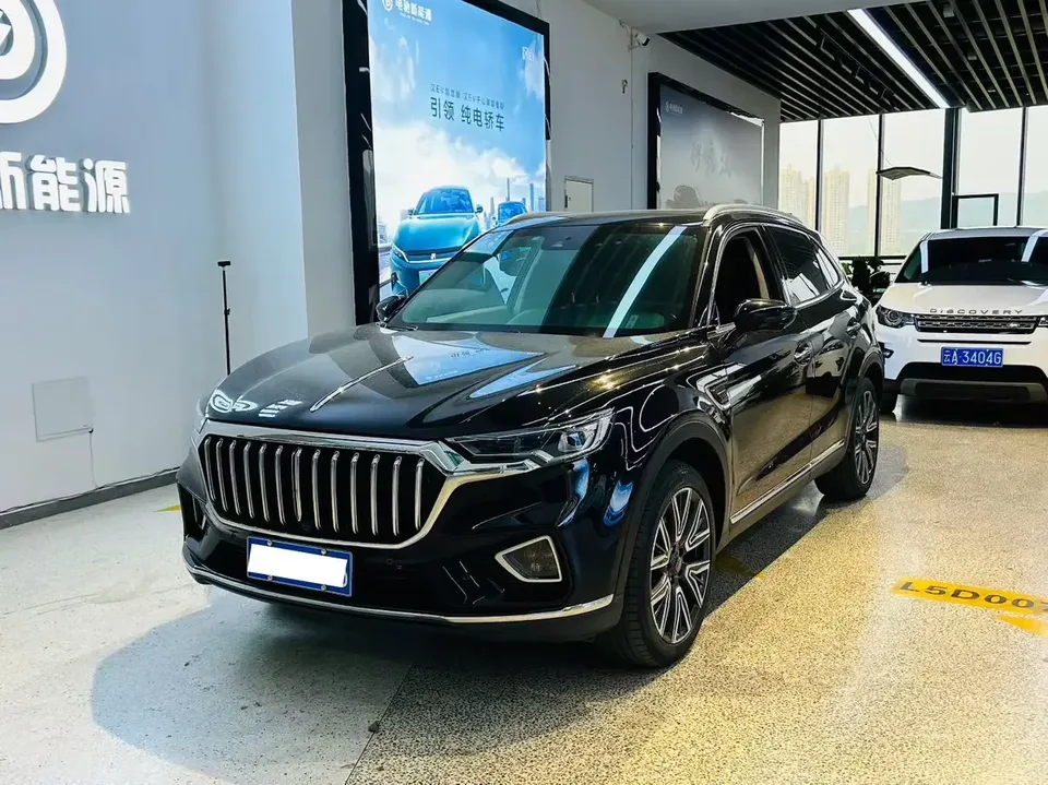 Hongqi HS5 Hongqi HS5 2022 2.0T Zhilian Flagship 4WD Edition 2023 — photo 1, buy with delivery to Moscow