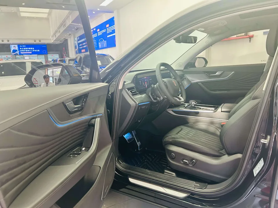 Hongqi HS5 Hongqi HS5 2023 2.0T Flagship Pro Edition 2024 — thumbnail 4