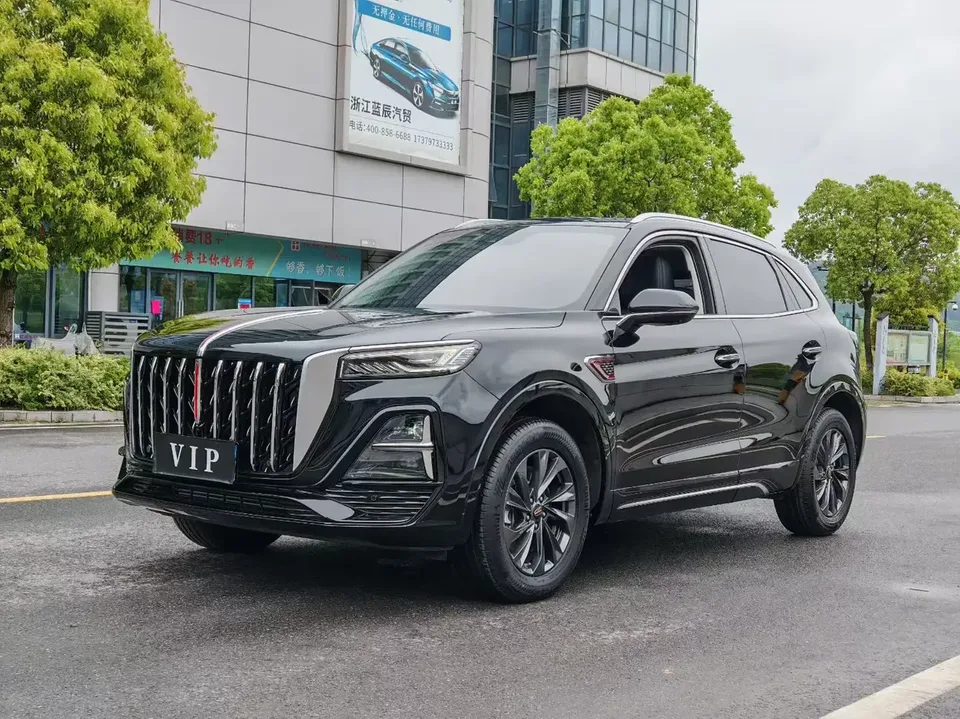 Hongqi HS5 Hongqi HS5 2024 2.0T Flagship Pro 500,000th Commemorative Edition 2024 — photo 1, buy with delivery to Moscow