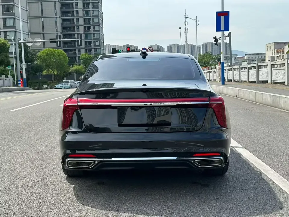Hongqi H5 Hongqi H5 2024 1.5T DCT Zhilian Qiyun Edition 2024 — thumbnail 2