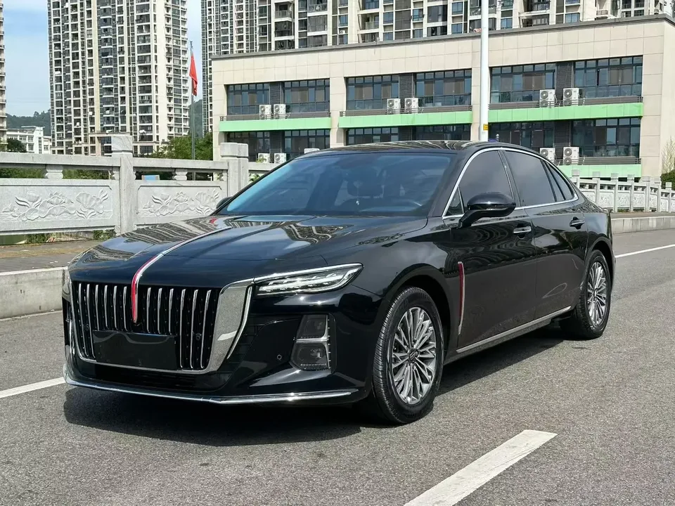 Hongqi H5 Hongqi H5 2024 1.5T DCT Zhilian Qiyun Edition 2024 — photo 1, buy with delivery to Moscow