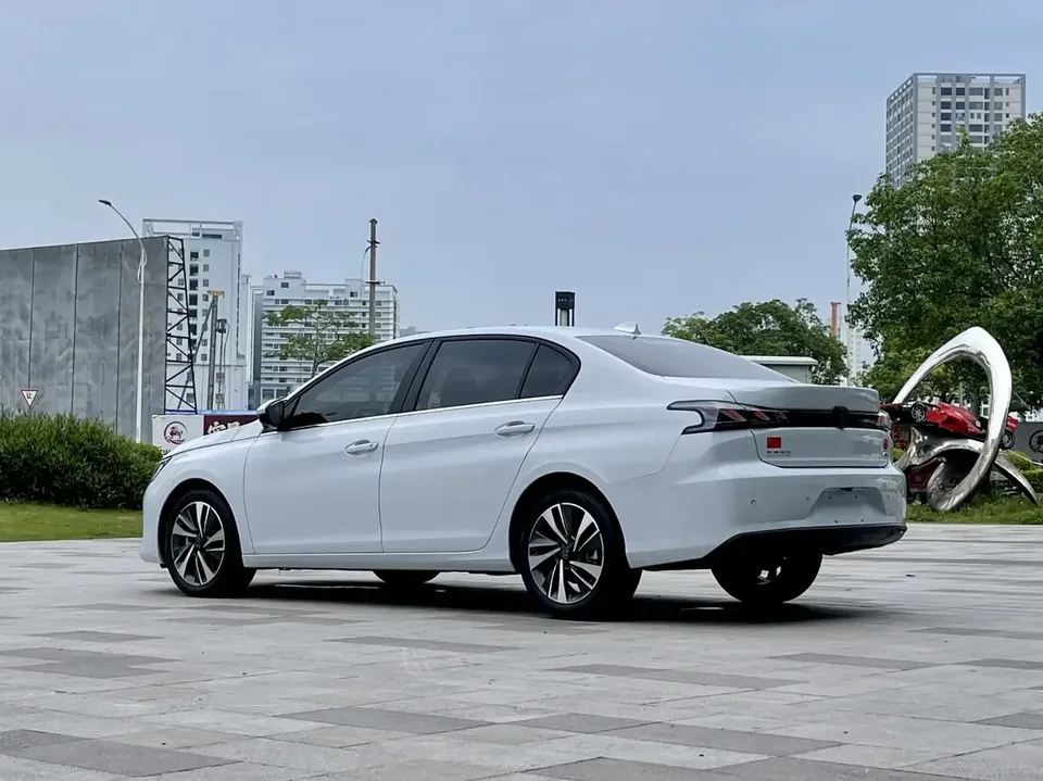 Peugeot 408 Peugeot 408 2024 360THP Model Latu Edition 2024 — thumbnail 5