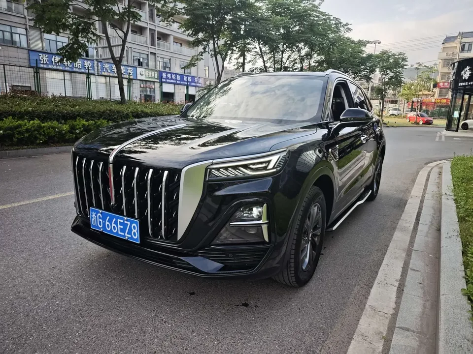 Hongqi HS5 Hongqi HS5 2025 2.0T Flagship Pro Edition 2024 — photo 1, buy with delivery to Moscow