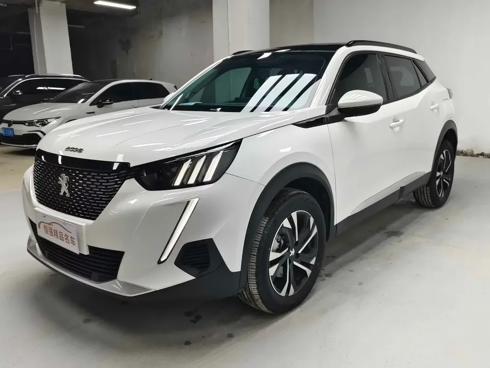Peugeot 2008 Peugeot 2008 2022 230THP THE ONE 2023 — photo 1, buy with delivery to Moscow