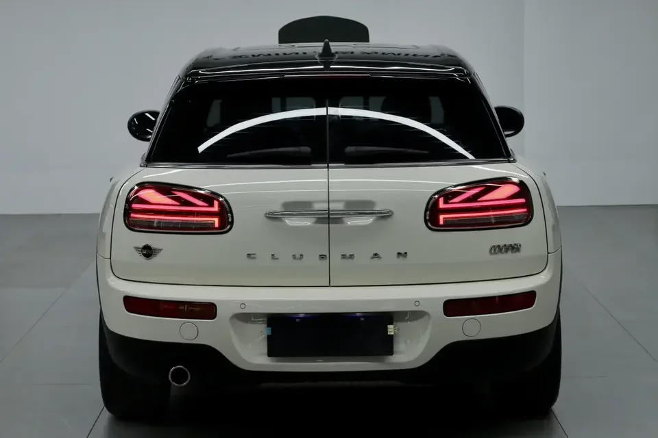 MINI Clubman MINI CLUBMAN 2022 1.5T COOPER Connoisseur 2022 — thumbnail 2