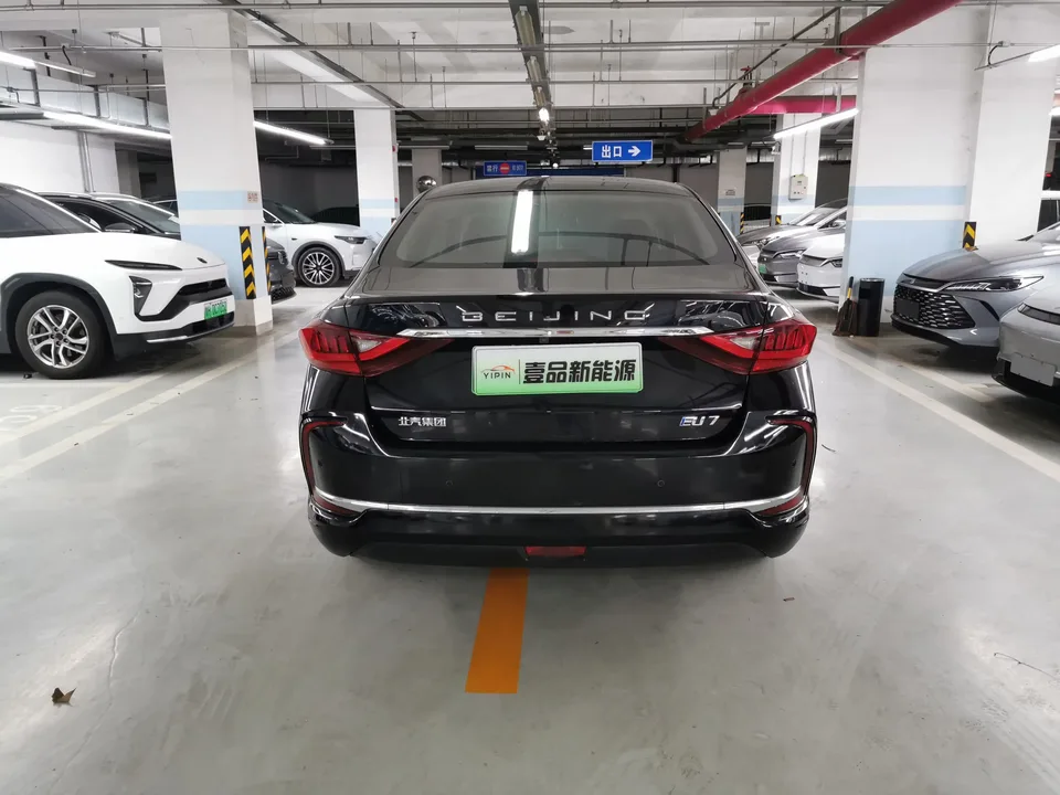 BAIC BeijingEU7 BeijingEU7 2022 Yifeng Edition 2023 — thumbnail 2
