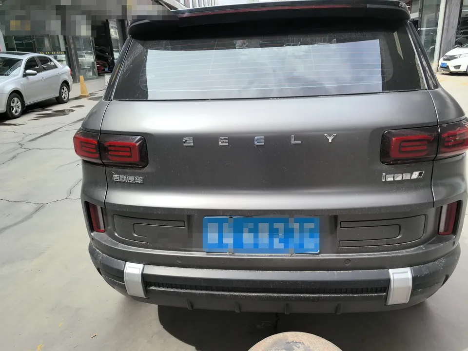 Geely ICON Geely ICON 2025 1.5TD Linglong Ruyi Edition 2024 — thumbnail 2