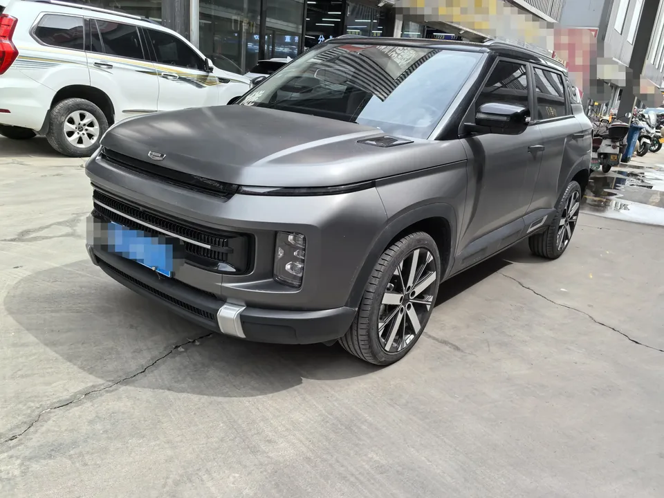 Geely ICON Geely ICON 2025 1.5TD Linglong Ruyi Edition 2024 — photo 1, buy with delivery to Moscow