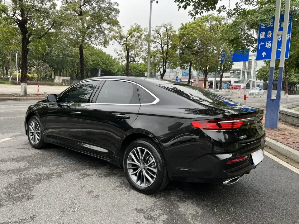 Geely Preface Xing Rui 2025 1.5T Dongfang Yao Fuyao Edition 2025 — thumbnail 2