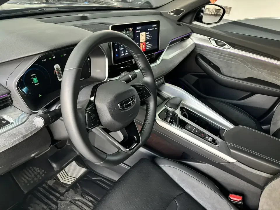 Geely Preface Xing Rui 2023 2.0T Green version only 2023 — thumbnail 3