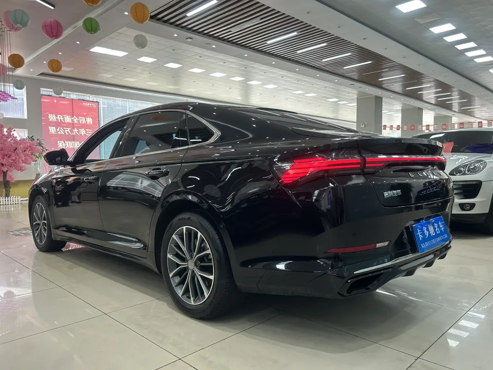 Geely Preface Xing Rui 2024 Hybrid 1.5TD Nebula Edition 2024 — thumbnail 4