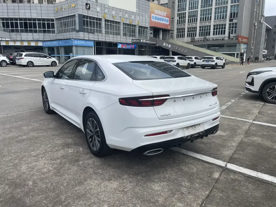 Geely Preface Xing Rui 2023 1.5T Fuyao Edition 2024 — thumbnail 2