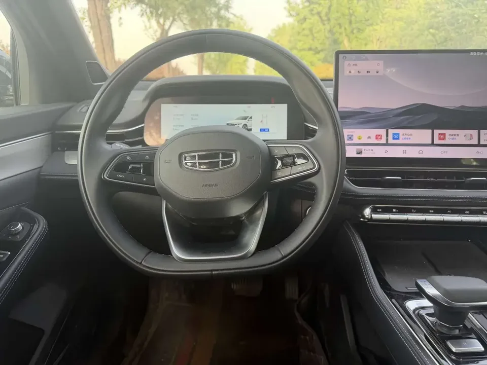 Geely Preface Xing Rui 2026 1.5T Dongfangyao Kunlun Edition 2025 — thumbnail 5