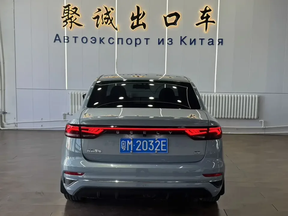 Geely Emgrand emgrand 2023 4th Generation Champion Edition 1.5L CVT Premium 2023 — thumbnail 2