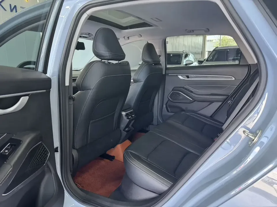 Geely Emgrand emgrand 2023 4th Generation Champion Edition 1.5L CVT Premium 2023 — thumbnail 3