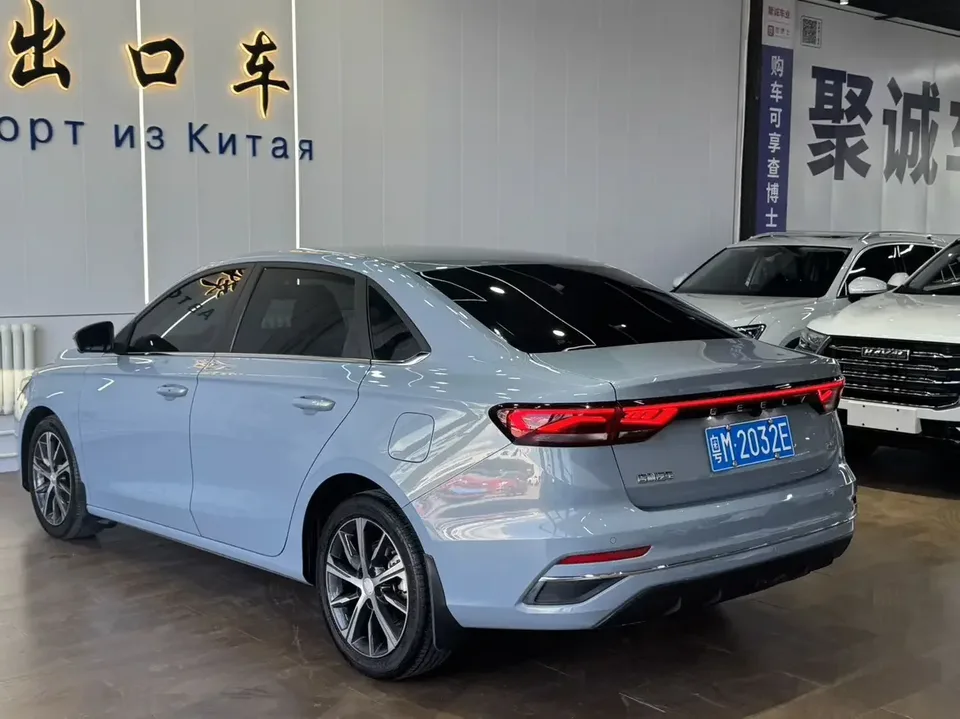 Geely Emgrand emgrand 2023 4th Generation Champion Edition 1.5L CVT Premium 2023 — thumbnail 4