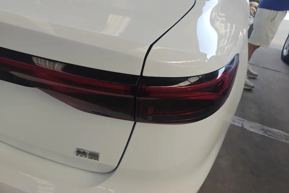 Geely Emgrand emgrand 2025 4th generation 1.5L CVT flagship model 2024 — thumbnail 2