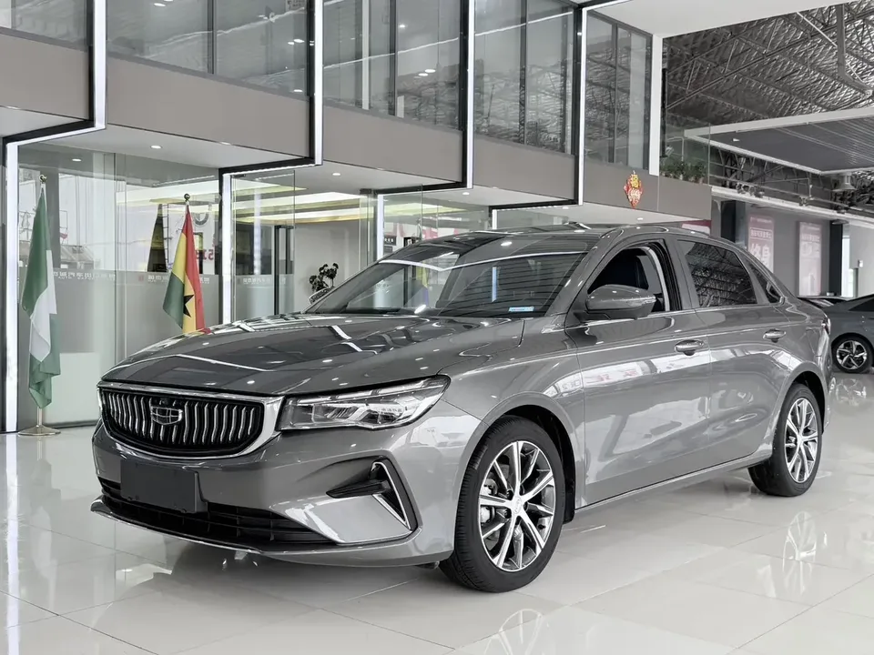 Geely Emgrand emgrand 2022 4th generation 1.5L CVT flagship model 2022 — photo 1, buy with delivery to Moscow