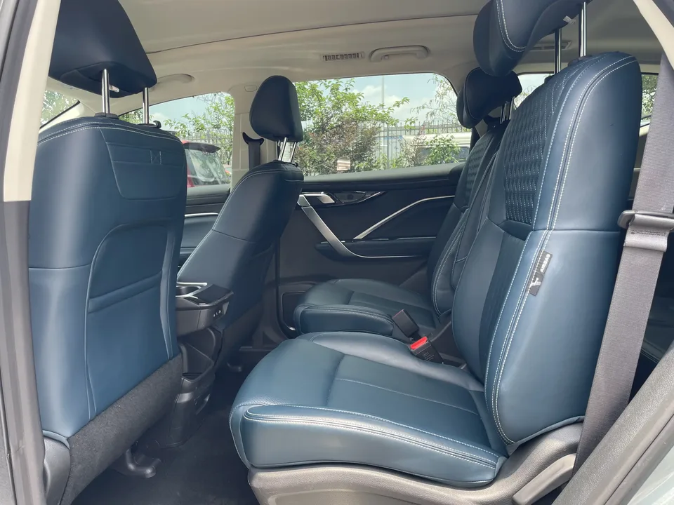 Geely Jiaji Jiaji 2023 Jiaji L 1.5TD DCT Luxury Edition 2022 — thumbnail 3