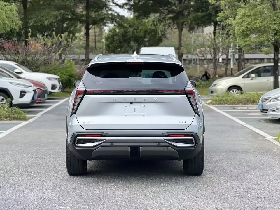 Geely Atlas L Boyue L 2023 1.5TD DCT Premium 2023 — thumbnail 2
