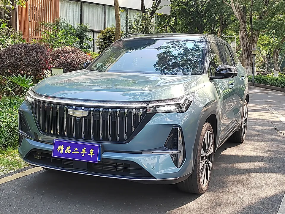 Geely Atlas L Boyue L 2025 The fourth generation 1.5TD DCT Jinxiu 2025 — photo 1, buy with delivery to Moscow