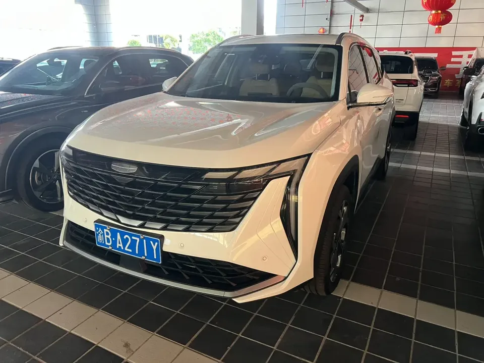 Geely Atlas L Boyue L 2024 1.5TD DCT Premium Edition 2024 — photo 1, buy with delivery to Moscow