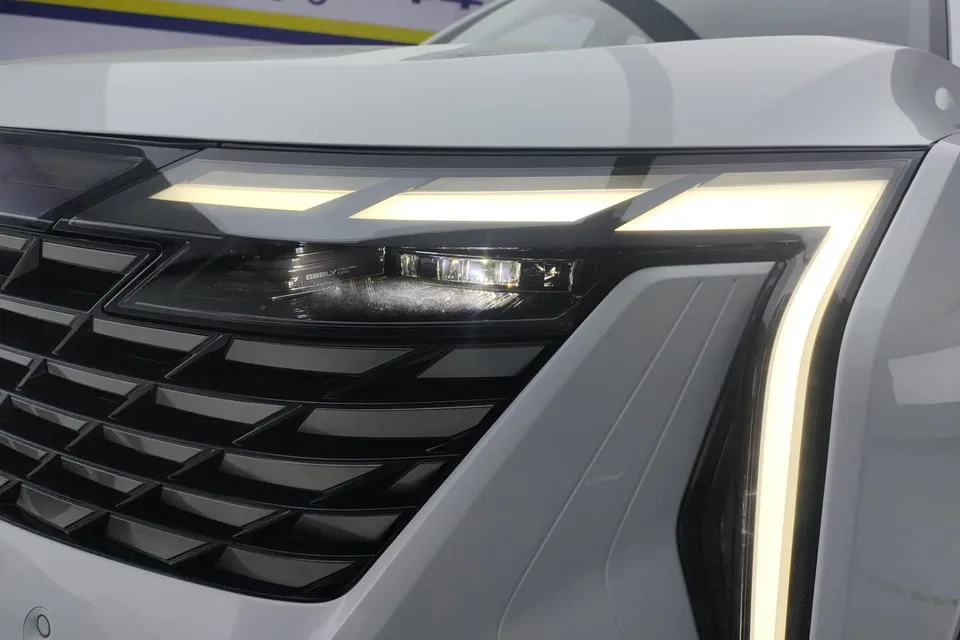 Geely Atlas L Boyue L 2023 1.5TD DCT Premium 2024 — thumbnail 2