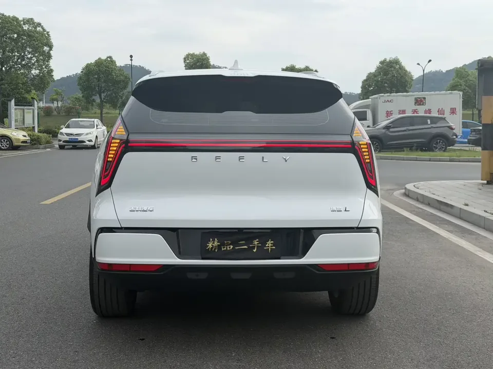 Geely Atlas L Boyue L 2025 Fourth generation 1.5TD DCT Sanhe 2025 — thumbnail 2