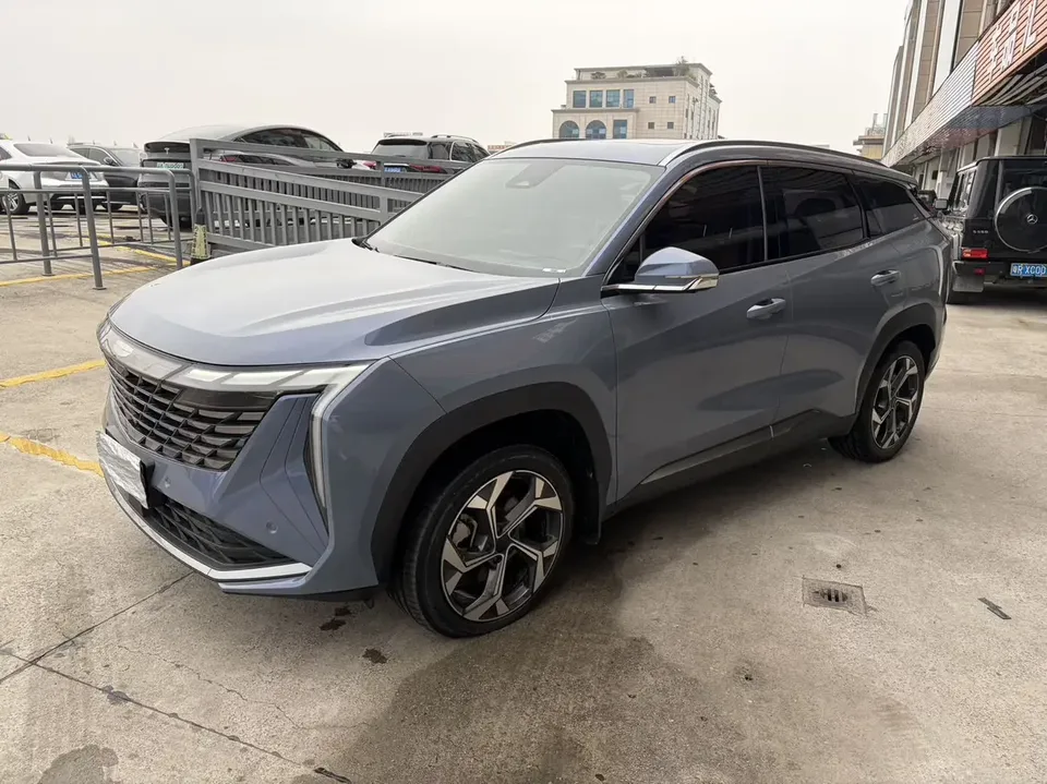 Geely Atlas L Boyue L 2023 1.5TD DCT Premium 2024 — photo 1, buy with delivery to Moscow