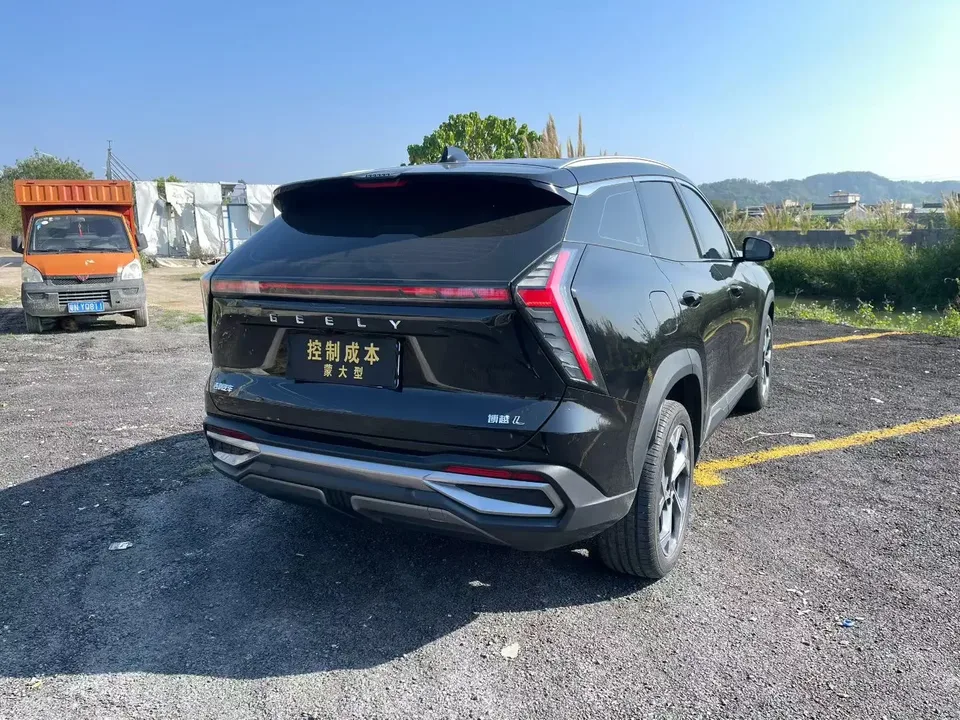 Geely Atlas L Boyue L 2024 1.5TD DCT Premium Edition 2024 — thumbnail 2