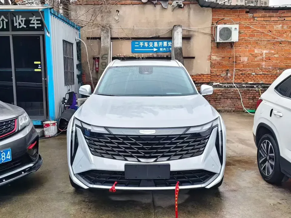 Geely Atlas L Boyue L 2024 1.5TD DCT Premium Edition 2024 — photo 1, buy with delivery to Moscow