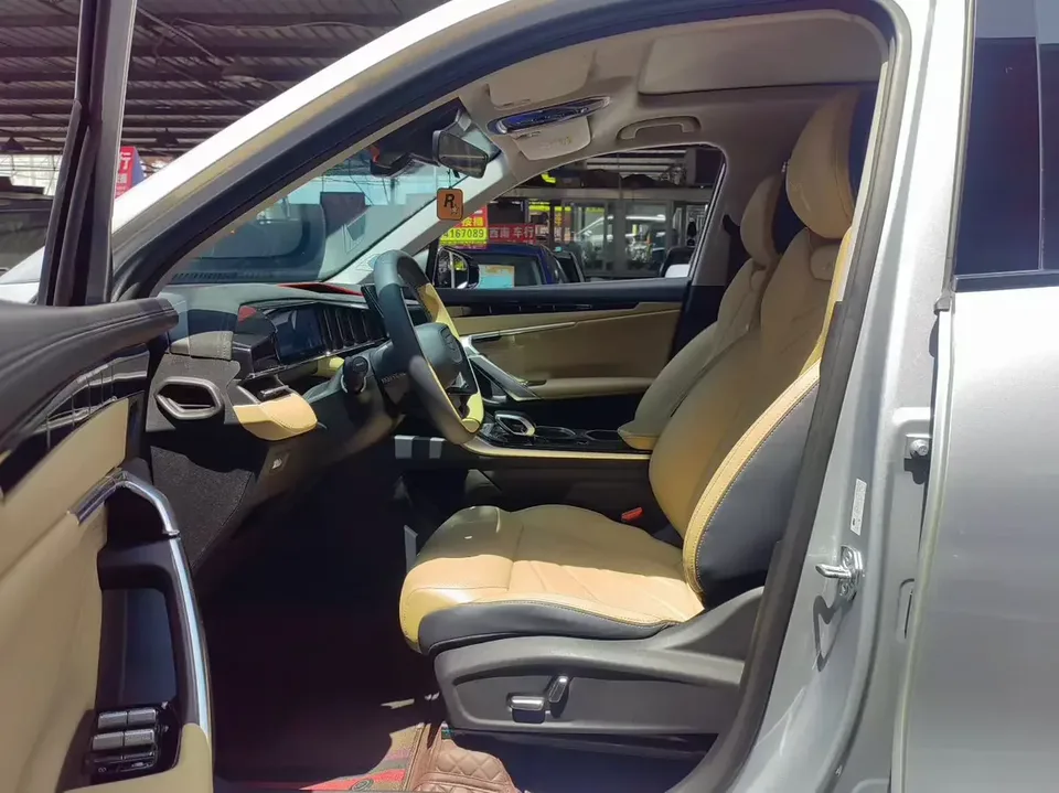 Geely Atlas L Boyue L 2023 1.5TD DCT Premium 2024 — thumbnail 5