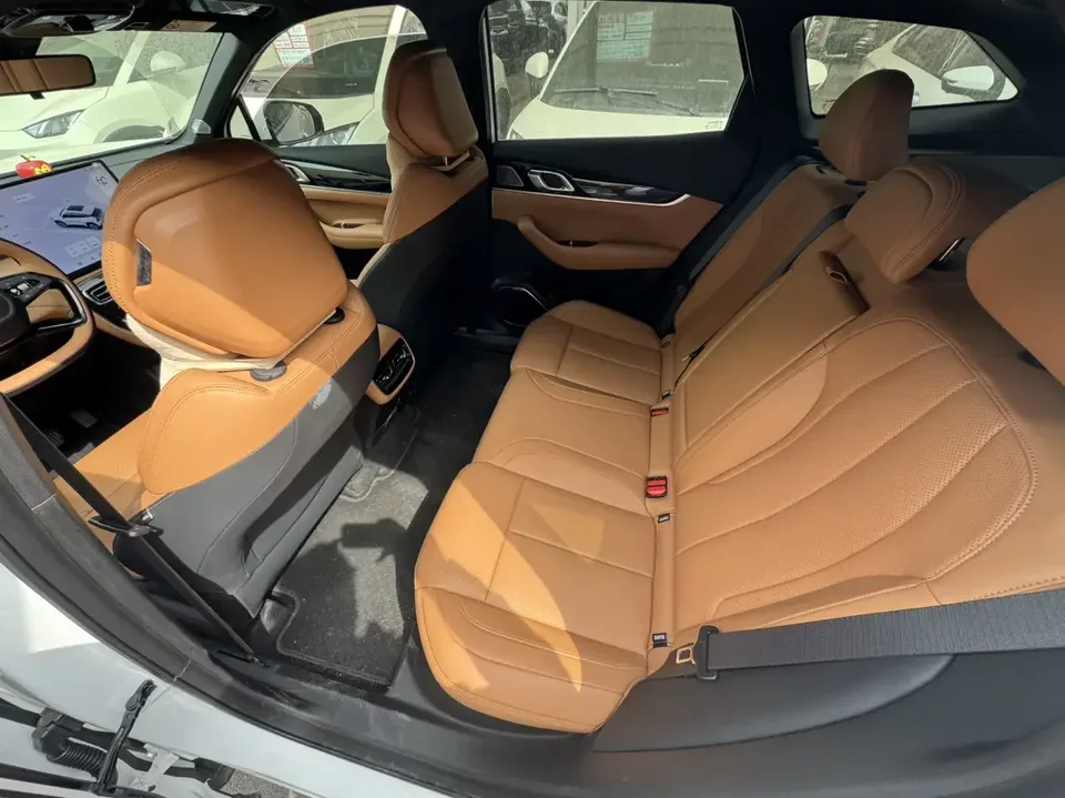 Geely Atlas L Boyue L 2025 Fourth generation 1.5TD DCT Sanhe 2026 — thumbnail 3