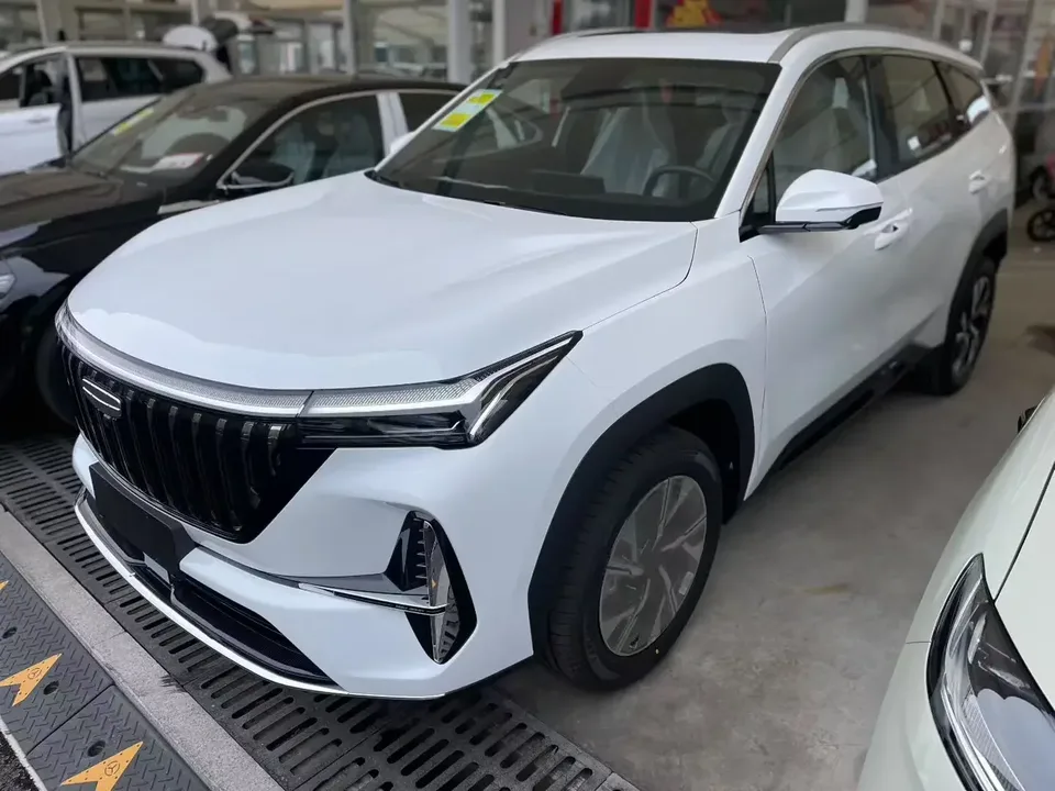 Geely Atlas L Boyue L 2025 The fourth generation 1.5TD DCT starts its journey 2026 — photo 1, buy with delivery to Moscow