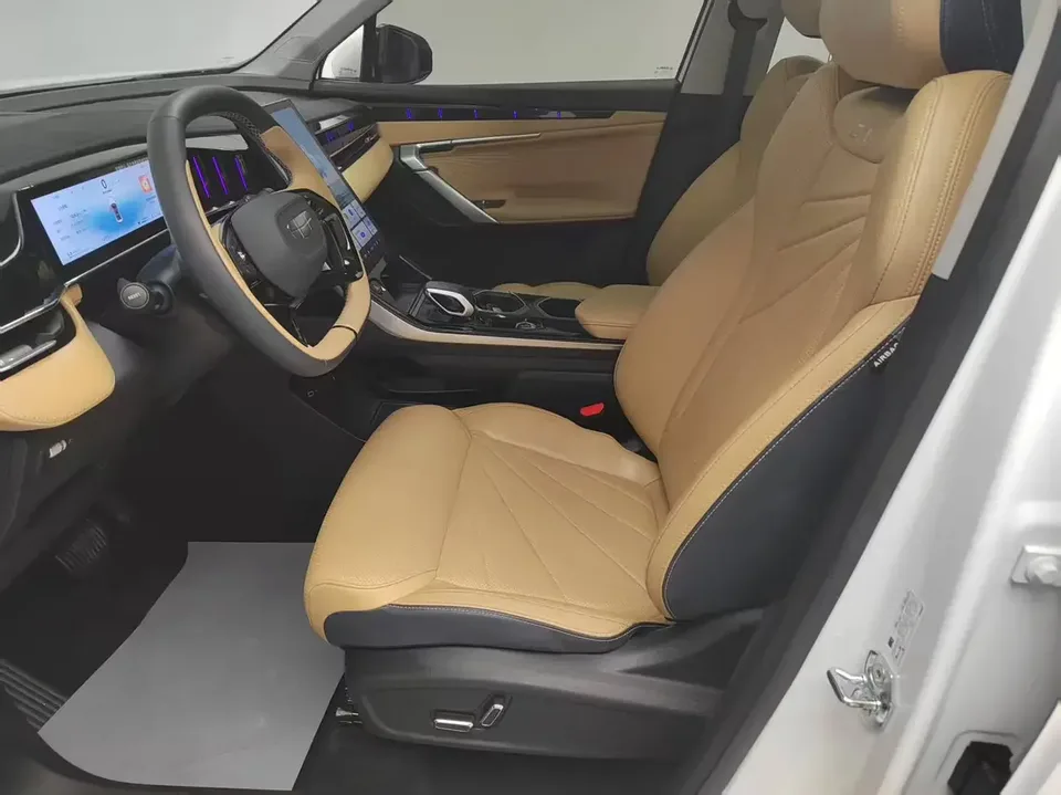 Geely Atlas L Boyue L 2023 1.5TD DCT Premium 2024 — thumbnail 4
