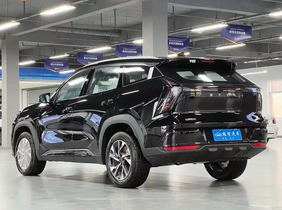 Geely Atlas L Boyue L 2025 The fourth generation 1.5TD DCT starts its journey 2026 — миниатюра 2