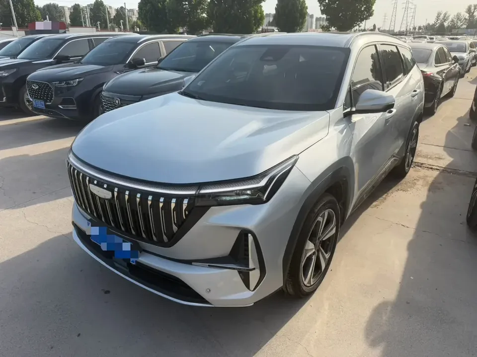 Geely Atlas L Boyue L 2025 The fourth generation 1.5TD DCT sets sail 2026 — photo 1, buy with delivery to Moscow