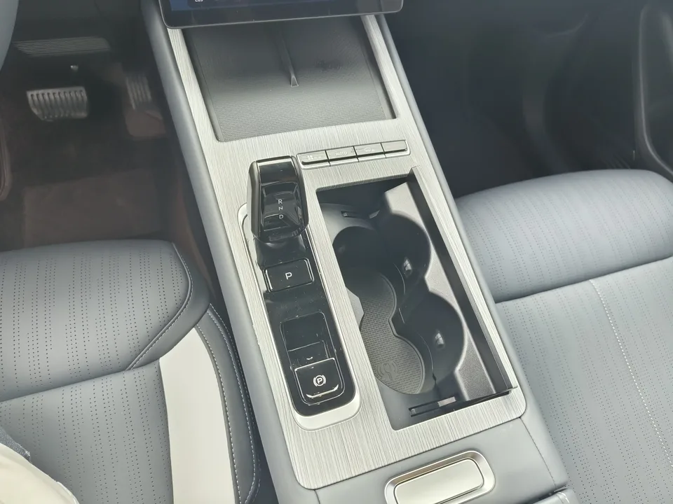 Geely Atlas L Boyue L 2024 1.5TD DCT Premium Edition 2025 — thumbnail 5