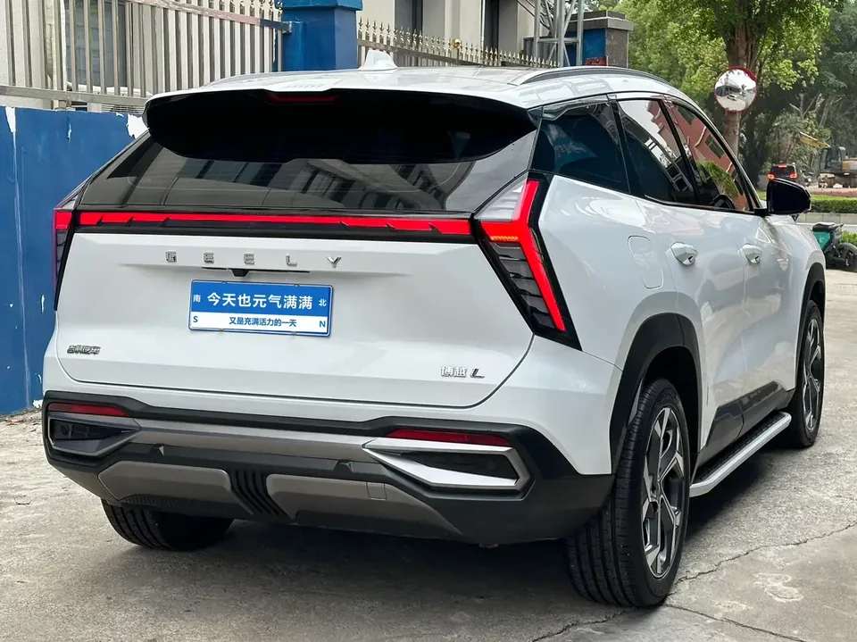 Geely Atlas L Boyue L 2023 1.5TD DCT Premium 2023 — thumbnail 5