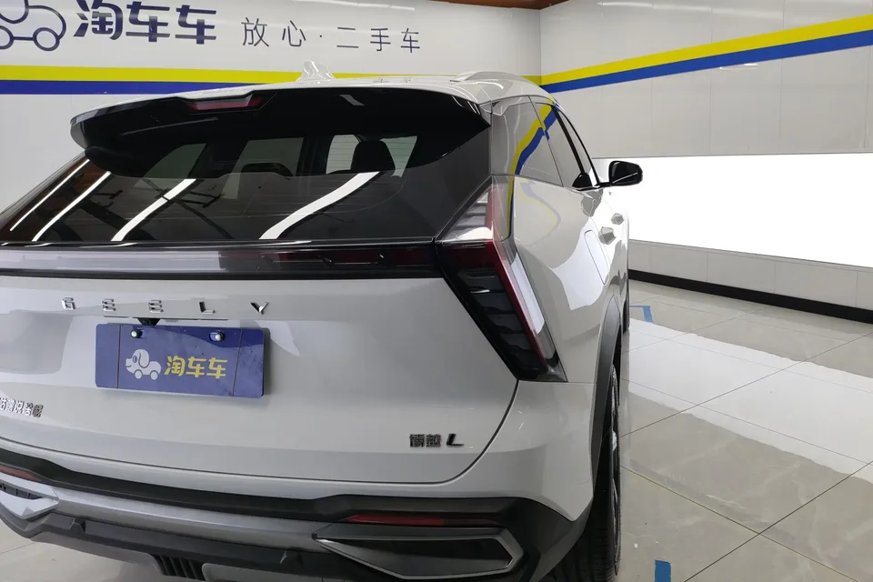 Geely Atlas L Boyue L 2024 1.5TD DCT Premium Edition 2025 — thumbnail 3
