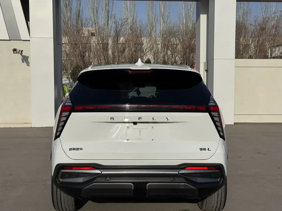 Geely Atlas L Boyue L 2024 1.5TD DCT Premium Edition 2024 — миниатюра 2
