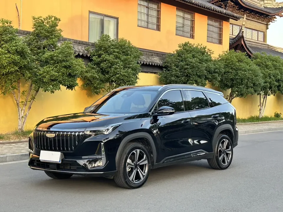 Geely Atlas L Boyue L 2025 Fourth generation 1.5TD DCT Sanhe 2025 — фото 1, купить с доставкой в Москву