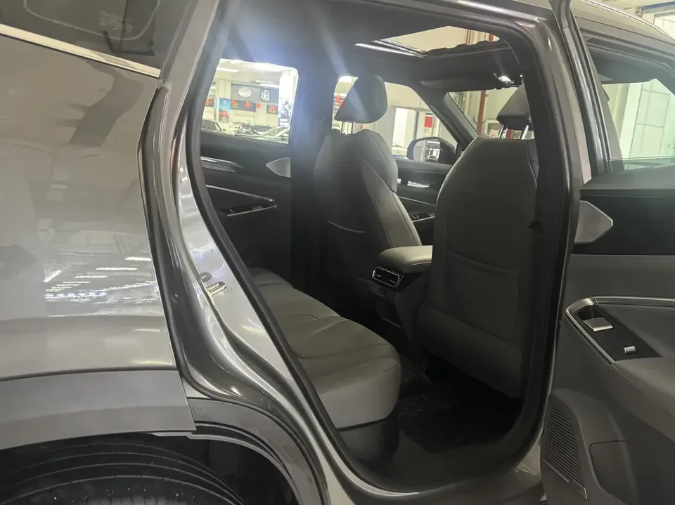 Geely Atlas Boyue 2024 1.5TD Dragon Edition 2026 — thumbnail 3