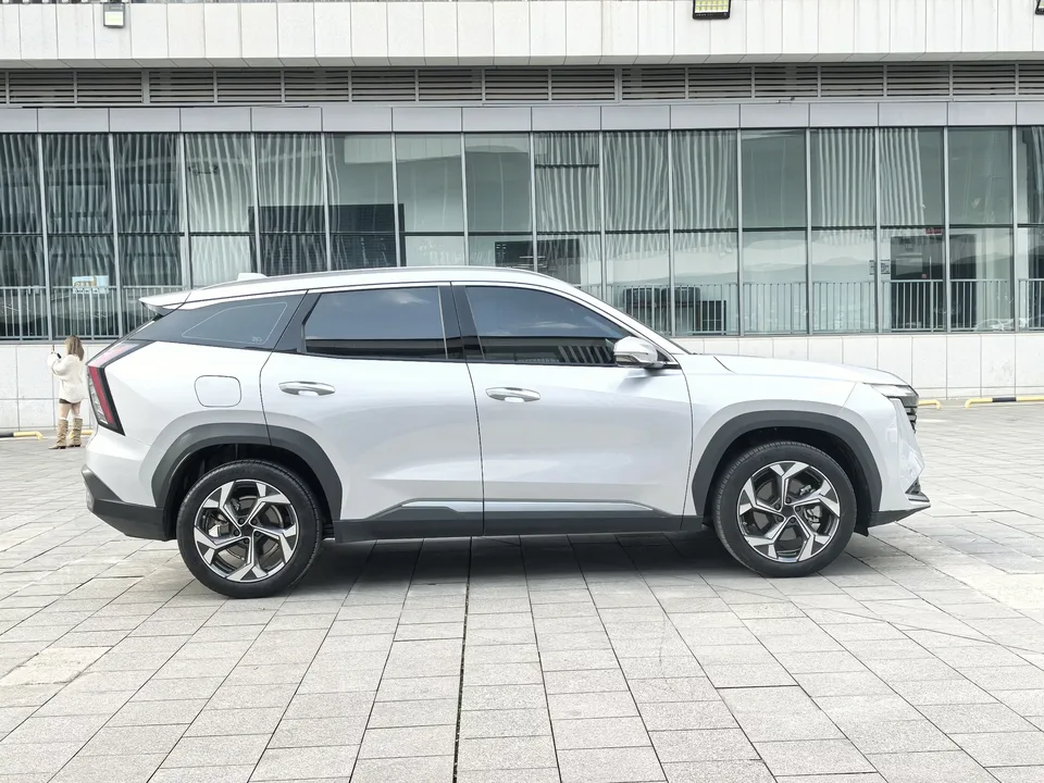 Geely Atlas L Boyue L 2024 1.5TD DCT Premium Edition 2025 — миниатюра 2